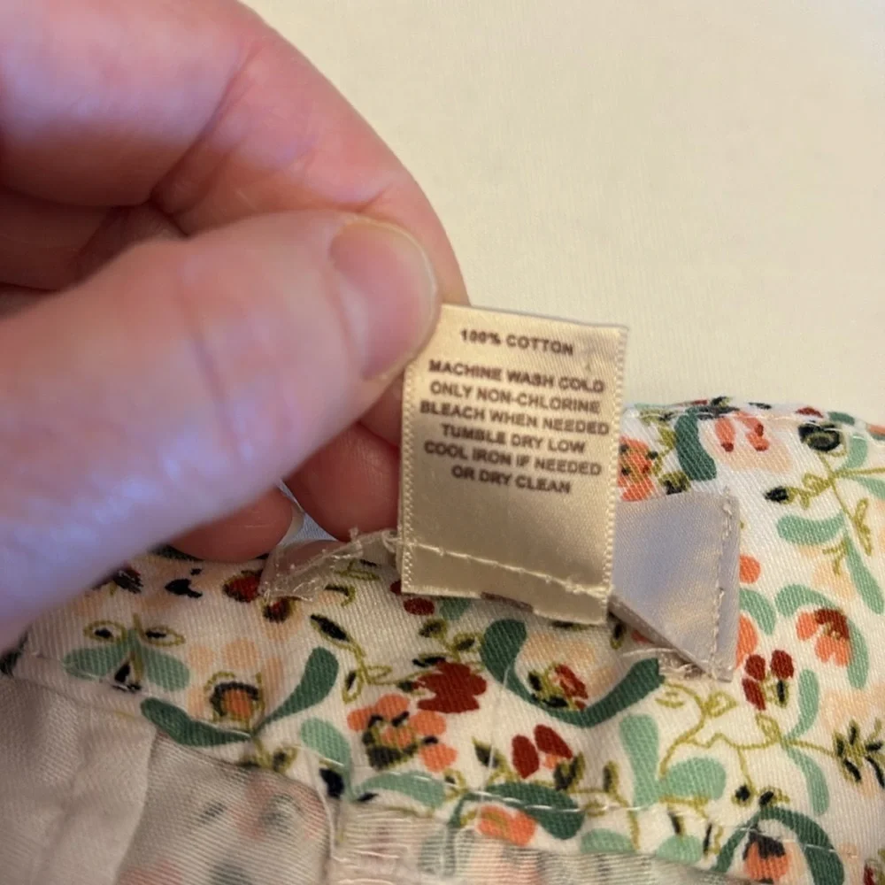 Loft Outlet 4” shorts button/zip closure midrise pockets 100% cotton Sz 00